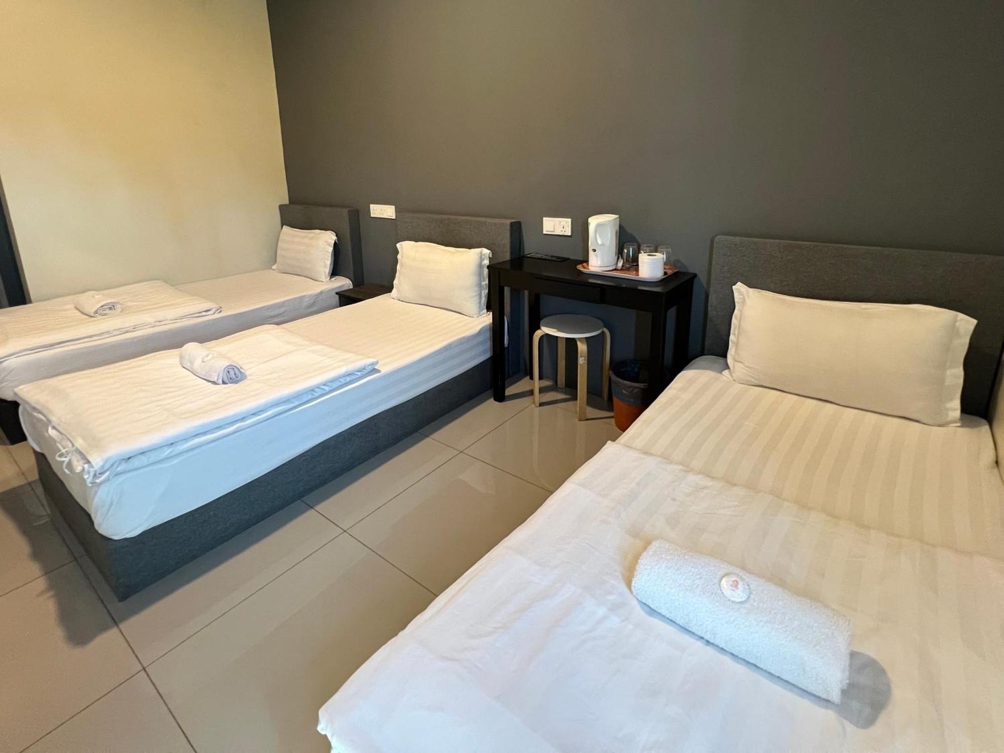 קואנטאן Gebeng Industrial Park Budget Hotel מראה חיצוני תמונה