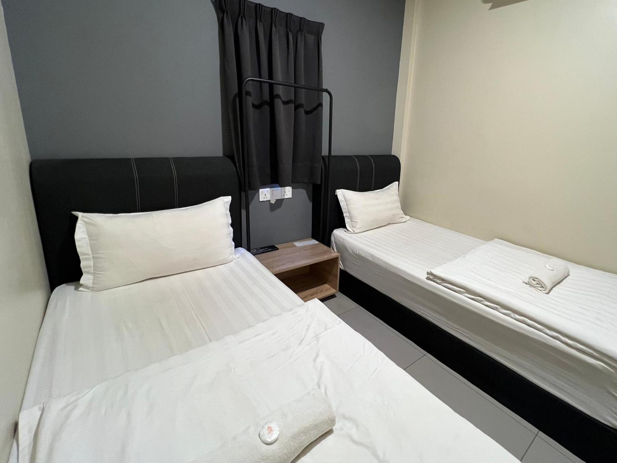 קואנטאן Gebeng Industrial Park Budget Hotel מראה חיצוני תמונה