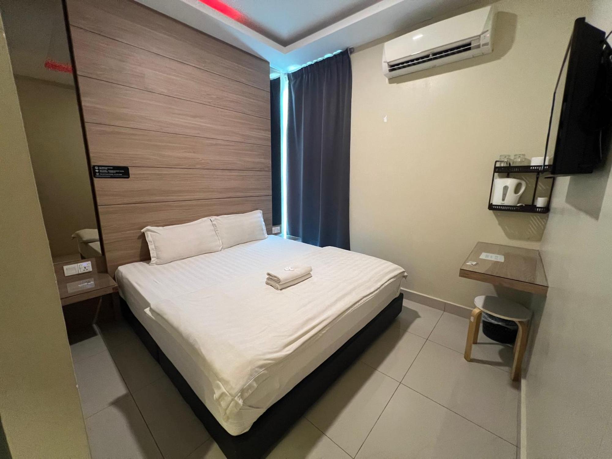 קואנטאן Gebeng Industrial Park Budget Hotel מראה חיצוני תמונה