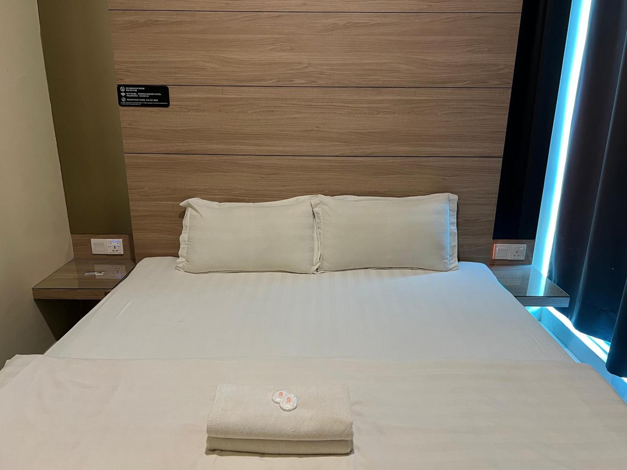 קואנטאן Gebeng Industrial Park Budget Hotel מראה חיצוני תמונה